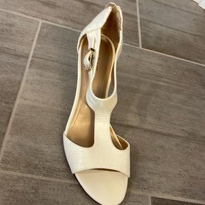 Style & Co two inch heeled shoes